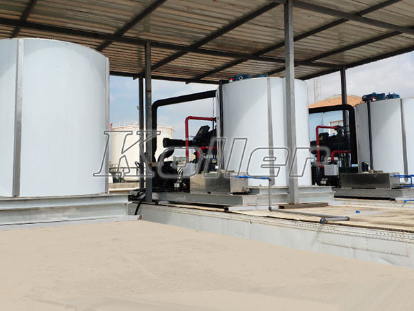 Seawater flake ice machine in Angola